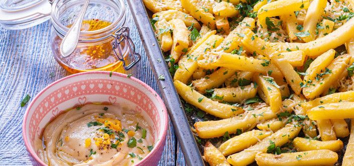 AVIKO Super Crunch Original, изпечени с пармиджано реджано, чесън, чили олио и айоли сос