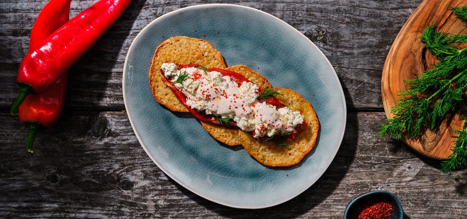 AVIKO Potato pancakes с печени пълнени червени чушки с фета и сметанов сос