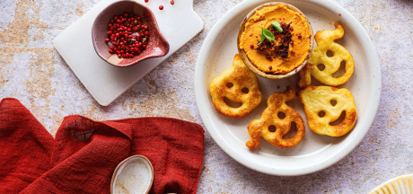 Весели картофени личица Pom' Patati с хумус от печени моркови